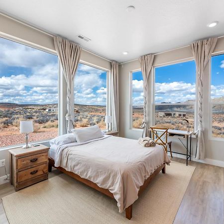 Page Arizona Border Town- Grand Serenity Room With Mesa Views Big Water Exterior foto